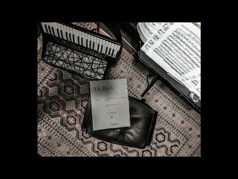Classical Accordion: J. S. Bach - Prelude and fugue ;  B flat major