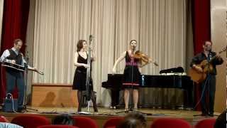 Lilly of the West - Gotta lotta rhythm in my soul