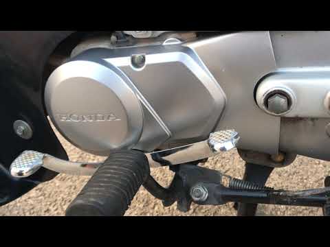 2002 Honda C50 in silver and black Ref 2244