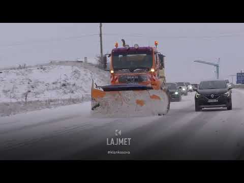 Borë e akull në rrugën Prishtinë-Mitrovicë - 08.01.2026 - Klan Kosova