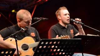 preview picture of video 'Bierbrunnenfest Lübbecke 2014 - Akustikduo 2stimmig - Sweet Home Alabama'