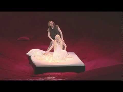 Catherine Naglestad and Lance Ryan singing the final duet from SIEGFRIED