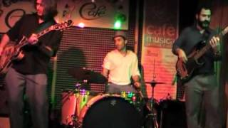 preview picture of video 'Rockin' Johnny & Quique Gomez Band (Salamanca)'