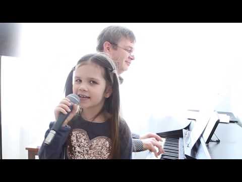 Johanna Tüür - Väikemehe mure - autorid: Ave Kumpas ja Eve Viilup