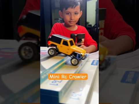 JIABAILE 3601 RTR 1/36 2.4GHz 4WD RC Rock Crawler – Mini Off-Road Climbing Truck with LED Lights, 60 Mins Playtime – Yellow