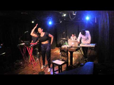 Vernepia - Necesidad [En Vivo Teatro La Butaca]