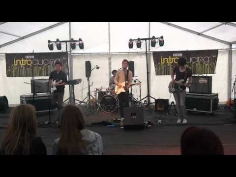 Blonde Louis - Live in Dunstable