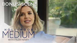 Does Arielle Kebbel Have Psychic Abilities? | Hollywood Medium with Tyler Henry | E!