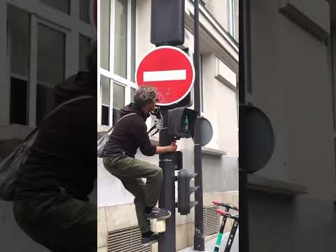 "Uncovering the Hidden World of Street Art: Exploring the Urban Canvas with Incredible Artists!"