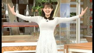 森山みなみアナ 胸ストレッチで弾む