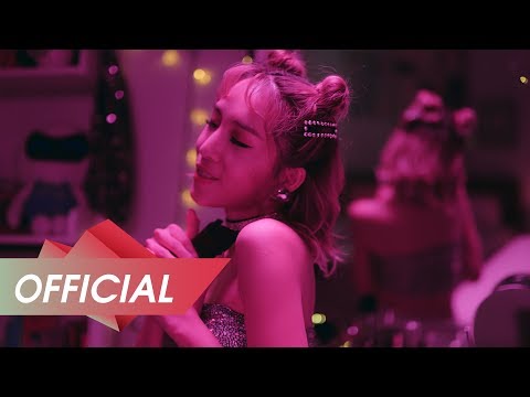 EMILY x BIGDADDY - Khi Mình Xinh Thì Mình Làm Gì (Vertical)