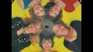 Go-Go&#39;s - Automatic (from 1981&#39;s &#39;Beauty And The Beat&#39;)
