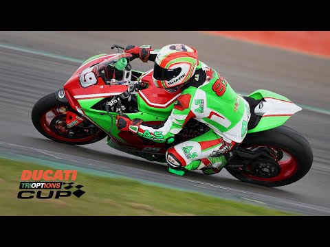 David & Matthew Jones - Dragon Racing | Ducati Cup