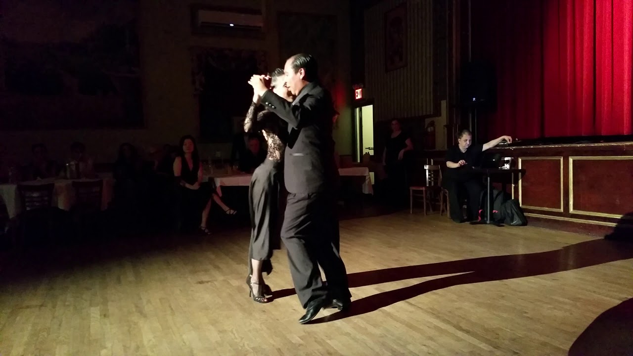Argentine tango:Silvana Núñez & Ivan Leonardo - La Cumparsita