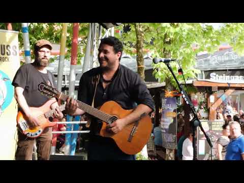 Play Video Youtube Video