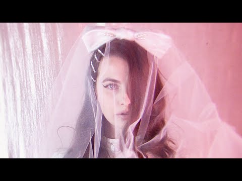 Lara Snow - Butter Knife (Official Music Video)
