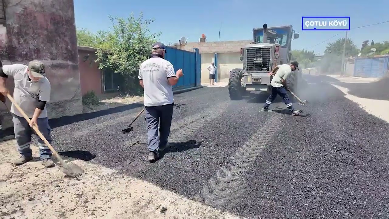 Çotlu Köyü ve Şakirpaşa Caddesi'nde Asfalt Çalışmalarımız Aralıksız Devam Ediyor