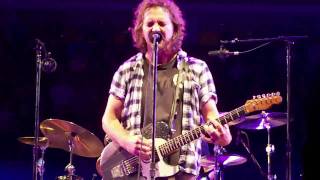 Pearl Jam - *Undone* - 5.17.10 Boston, MA