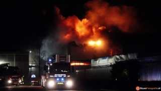 preview picture of video 'Grote uitslaande brand in botenloods Geertruidenberg (2013-12-31)'