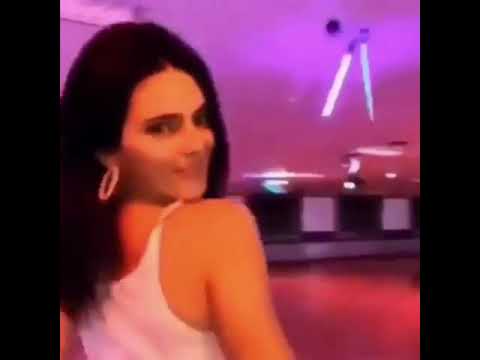 download lagu mp3 mp4 Amdm, download lagu Amdm gratis, unduh video klip Amdm