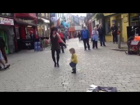 Toddler mimics Irish dancer