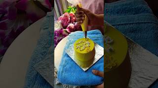 Download lagu Mini Sunflower🌻Cake || Monochrome Cake || Please Subscribe❤#monochrome #viral #subscribe #shorts #yt mp3
