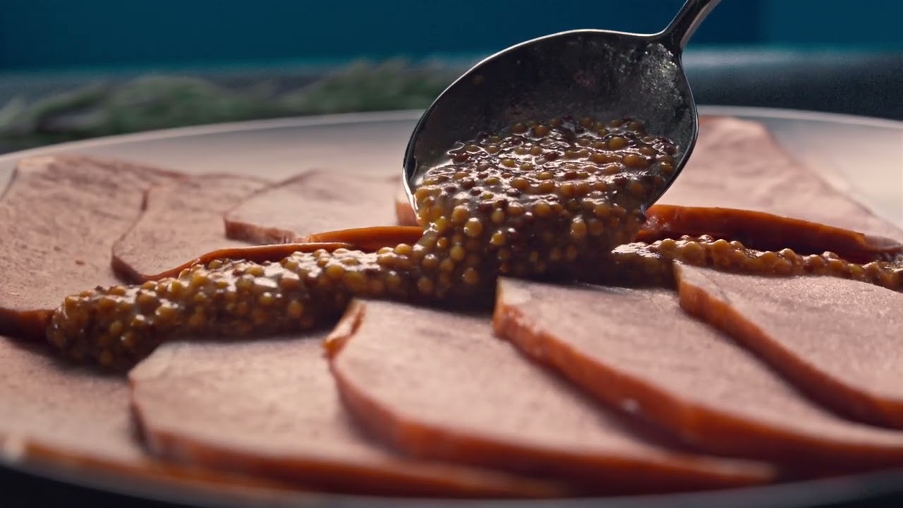 Cu ce începe o sărbătoare?