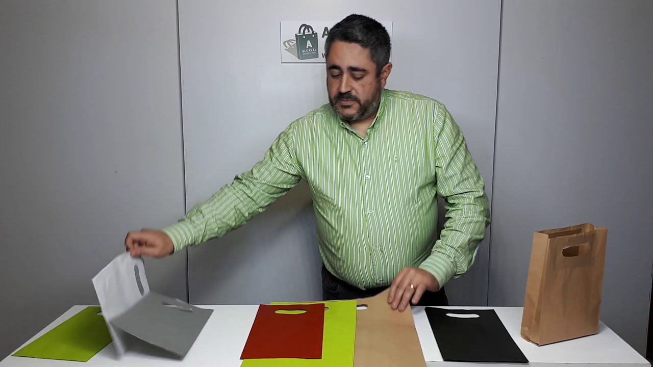 Bolsas de papel con asa troquelada - ALCAVAL