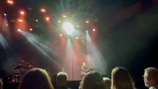 Orup - Jag blir hellre jagad av vargar