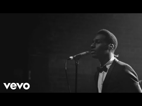 Leon Bridges - Lisa Sawyer (Live for Hunger TV)