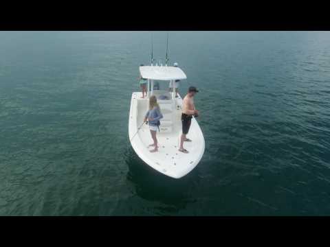 2025 Robalo 226 Cayman Video