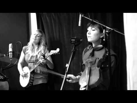 Jenna Ellefson - Poppies - Live from the Yellow Room