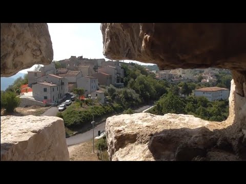 Castropignano (CB), borgo molisano e Castello d'Evoli