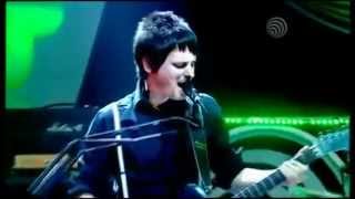 Download lagu Muse- Knights Of Cydonia- Live At The BBC Studios (Top Of The Pops) 2006 mp3