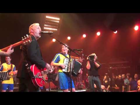 Limburg All Stars - Jack en Tren van Rowwen Hèze - America