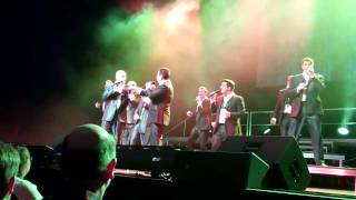 Little Saint Nick- Straight No Chaser 12 3 Chicago