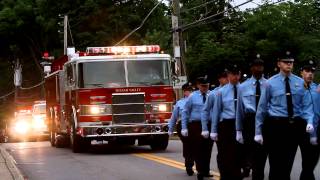 preview picture of video '2012 Pleasantville, NY Fireman's Parade (23)'