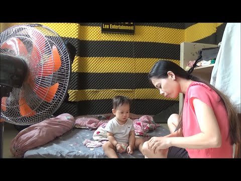 Beautiful Single Mom Breastfeeding And Playing With Her Cute Baby Part 1 | ỐC Family 