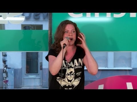 Maike Greine über Männer und Bärte - NightWash live