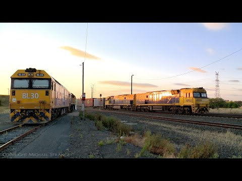 1PM5 Pacific National Intermodal Container Train  (9/12/2020) - PoathTV Australian Railways