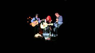 Wynonna Judd &quot;Dream Chaser&quot; Emotional Performance in her Hometown