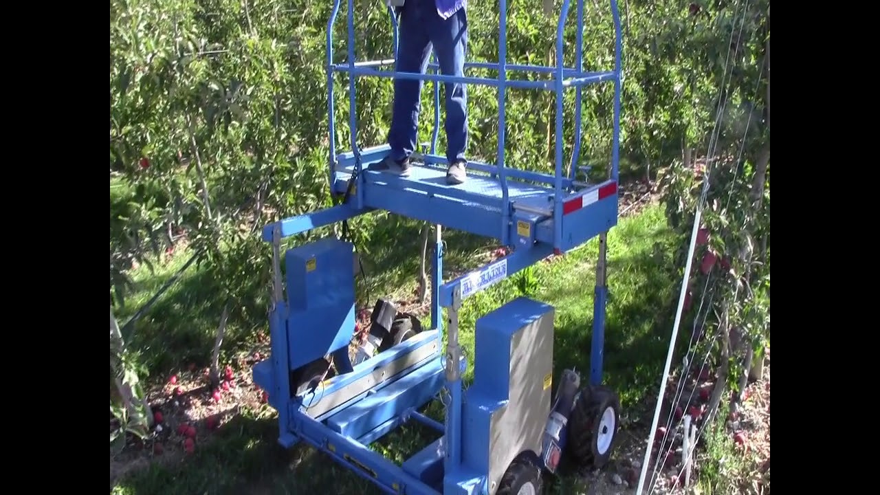 Blueline EPS Electric orchard platform