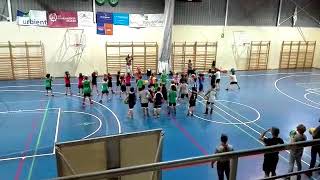 Bàsquet-ritme amb Victor Uwagba