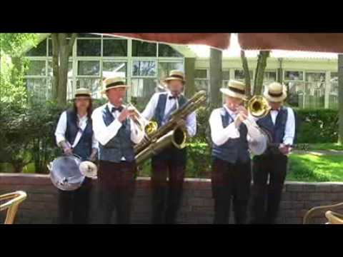 Alexander's Ragtime Band - Dixieland Crackerjacks