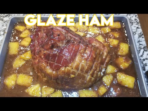 Honey Glazed Ham | Easy honey Baked Ham | pineapple Ham recipe | Thanksgiving dinner ideas.