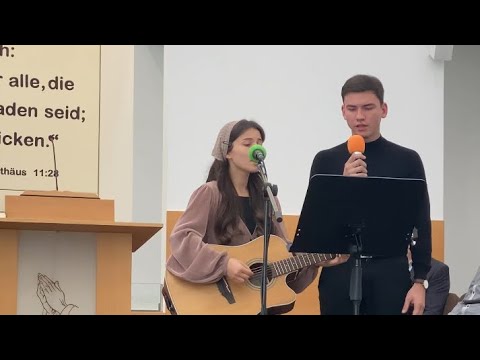 Titus & Raluca Toderică - “Acum privim spre cer sfios”