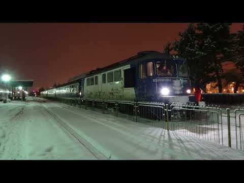 🚉 "Șuierătoarea" 060-DA 60-0881-7 soseste la destinatie cu R-E 4004 Cluj Napoca-Baia Mare 🚉