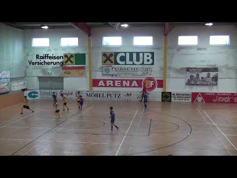 Post SV (gelb) gegen Ruzinov Bratislava - 7.1.2018