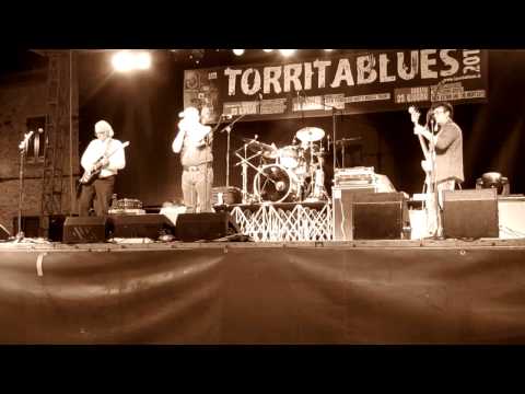 Slow Drags Live at torrita blues 2011 il 23 giugno