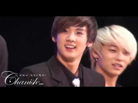 [FANCAM] 110528 Interview Cut (Chunji focus)